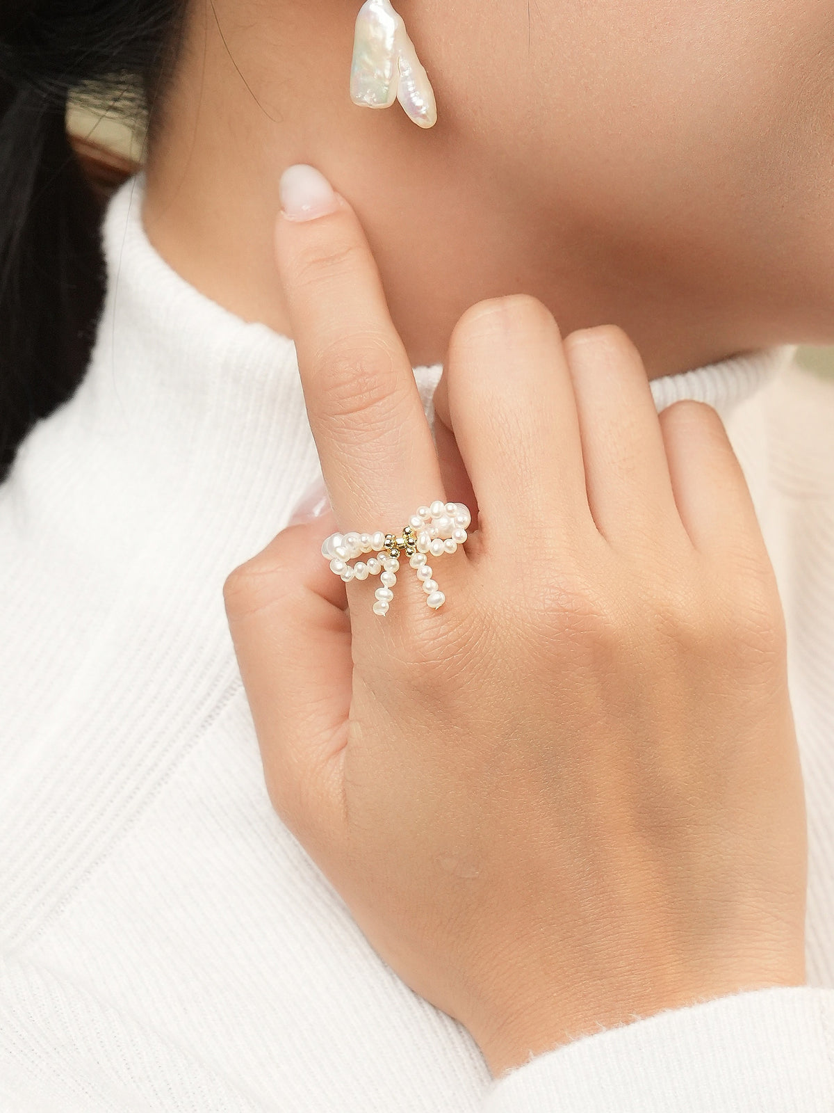 Ariana Bow Ring
