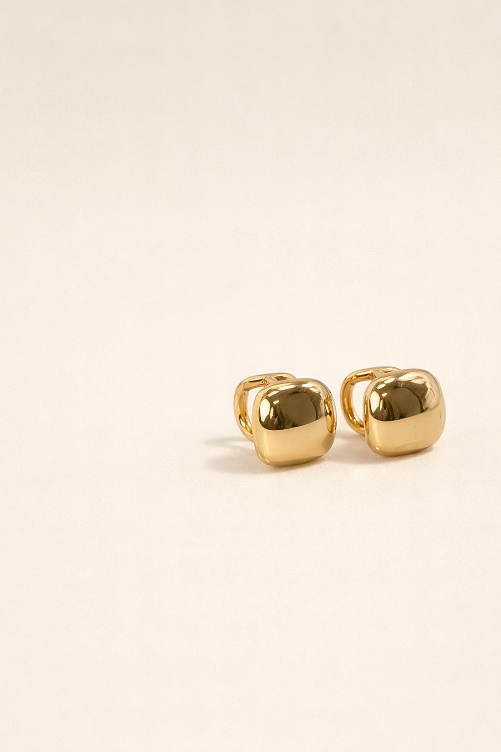 Celia Earrings Gold