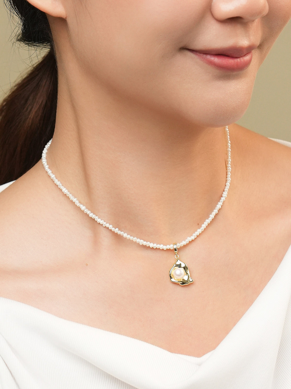 Cindy Gold Bloom Necklace