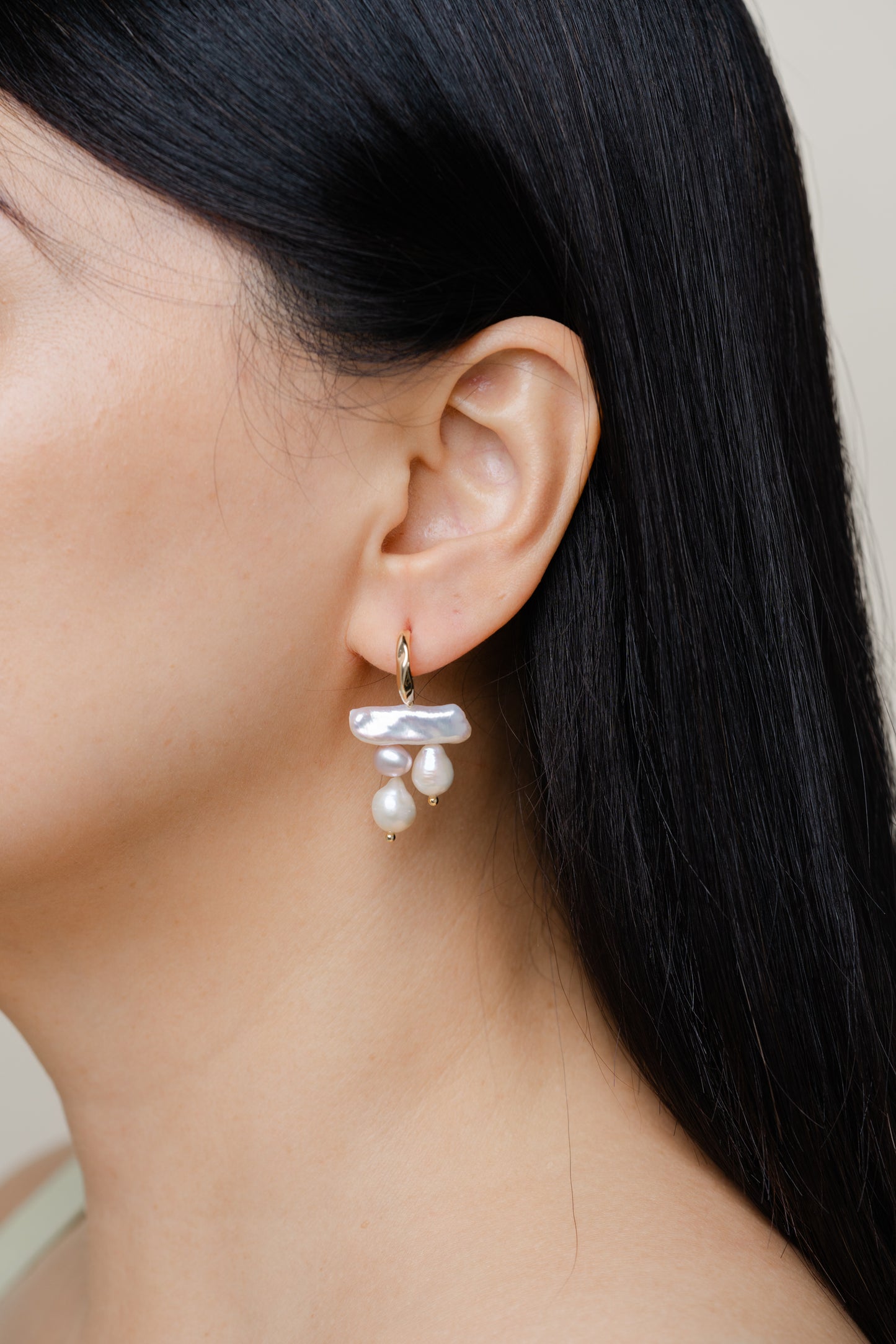 Ada Pearl Earrings