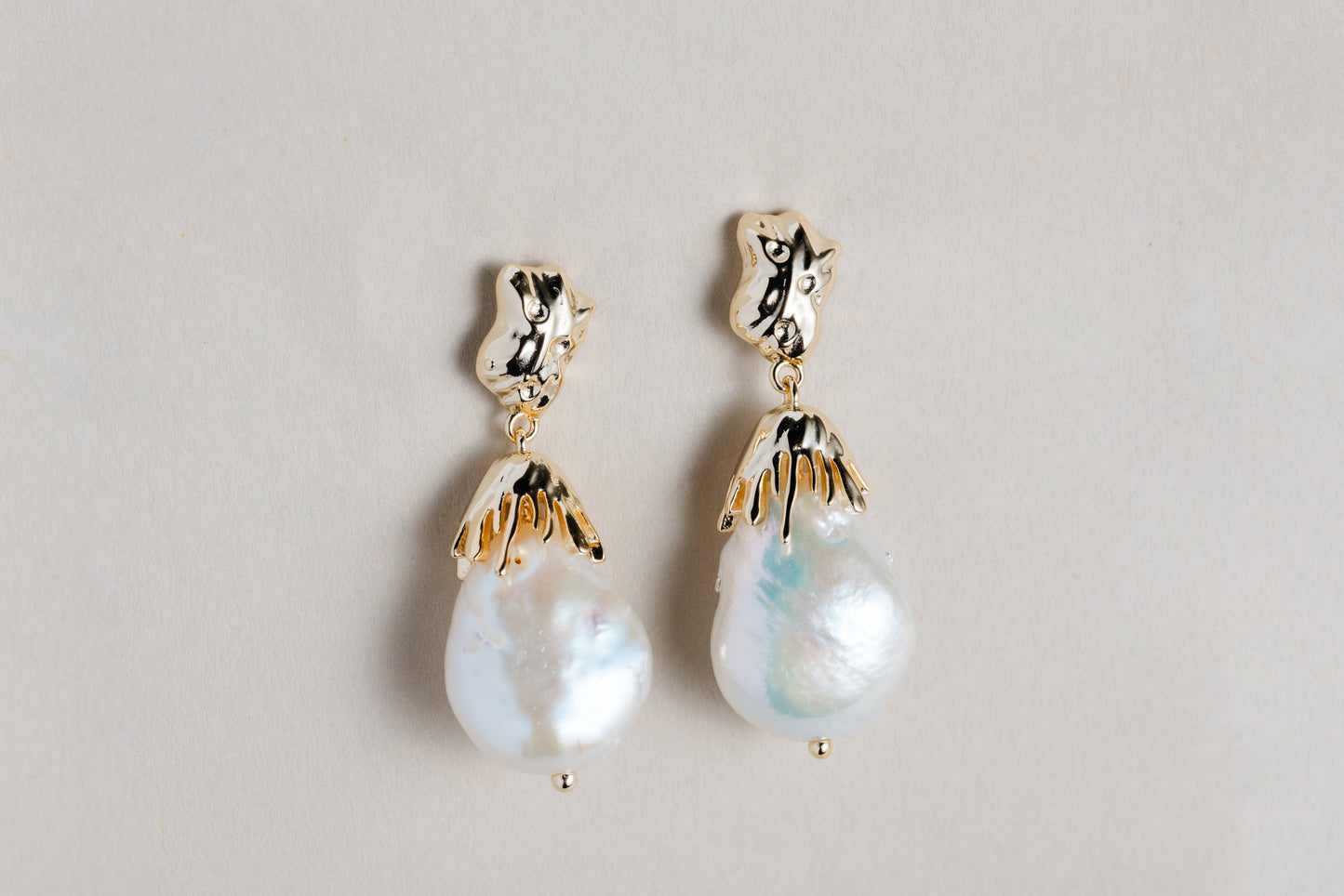 Tria Pearl Earrings