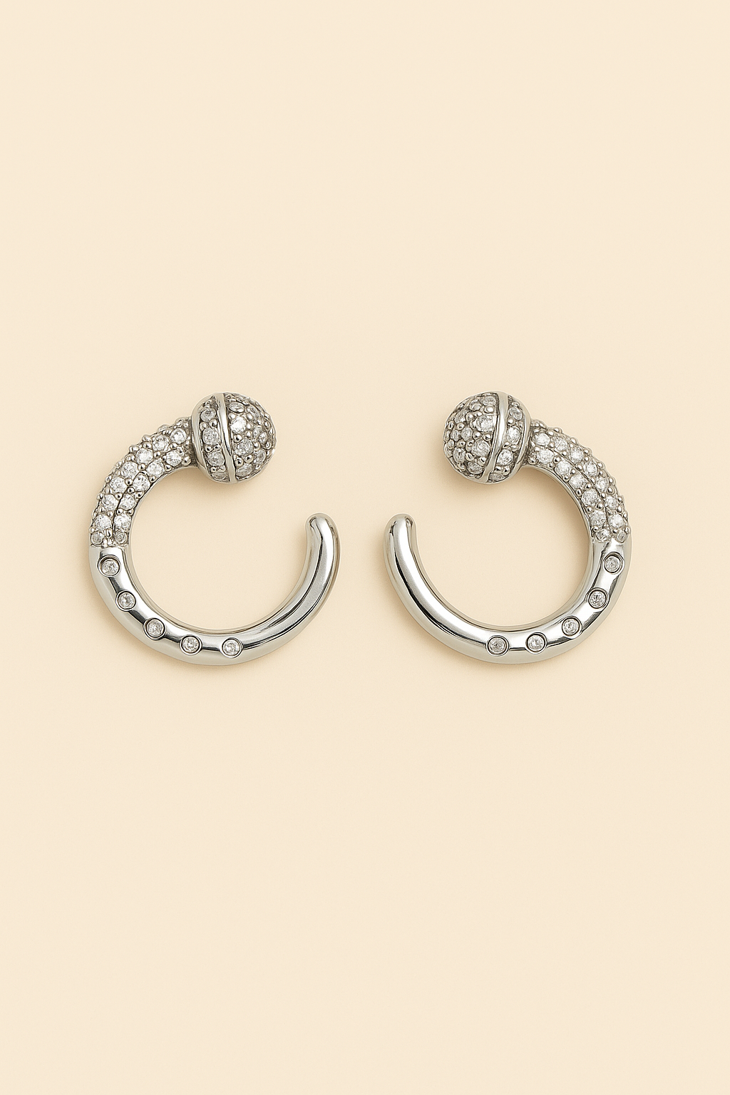 Naila Studs