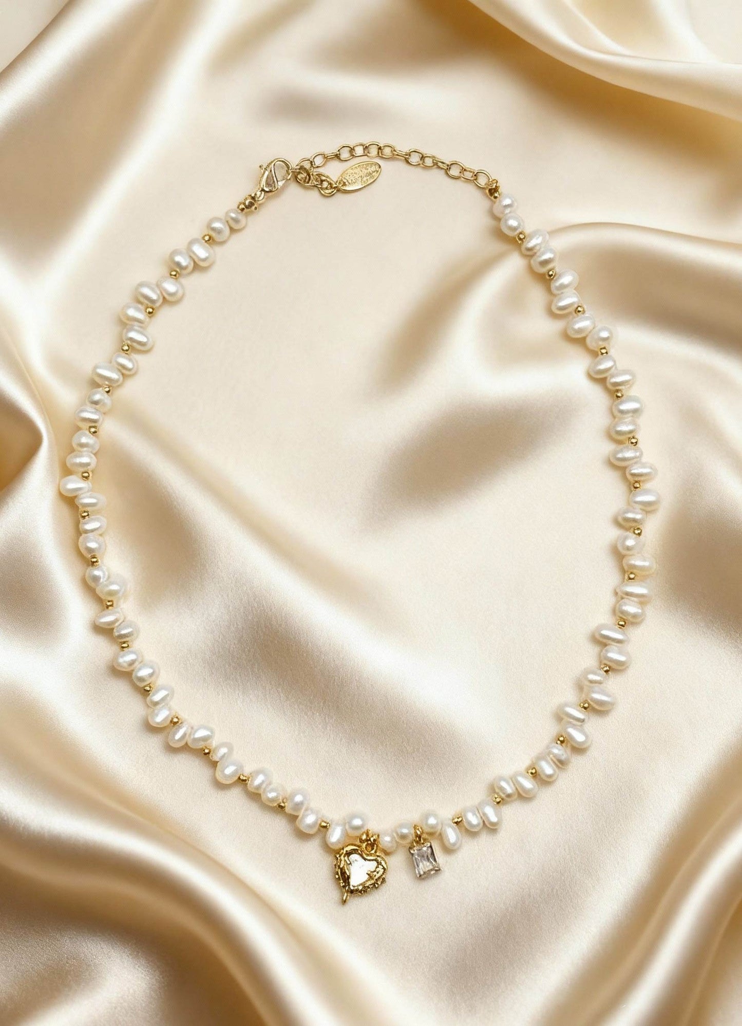 Nela Necklace Gold