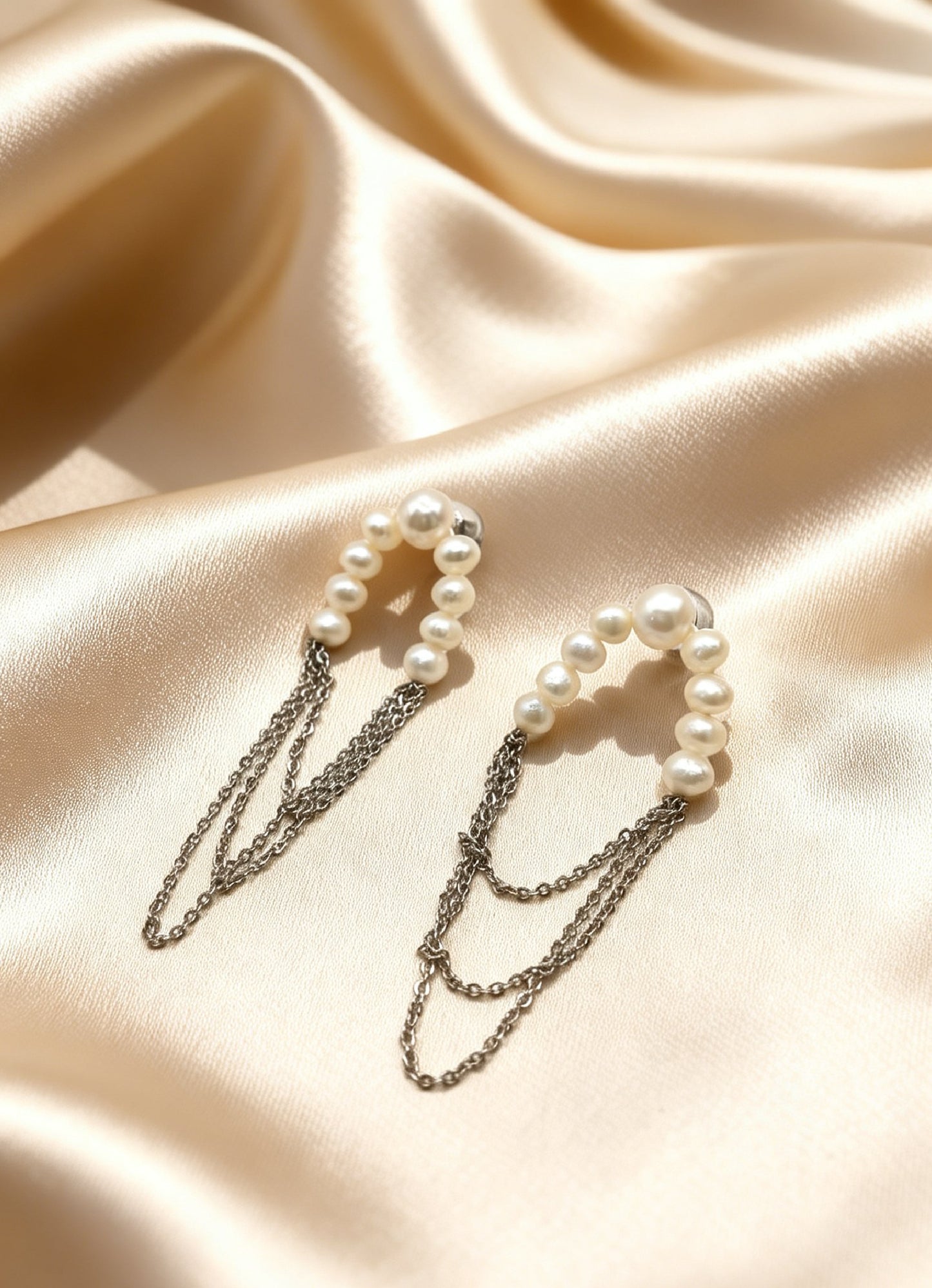 Viola Earrings Silver