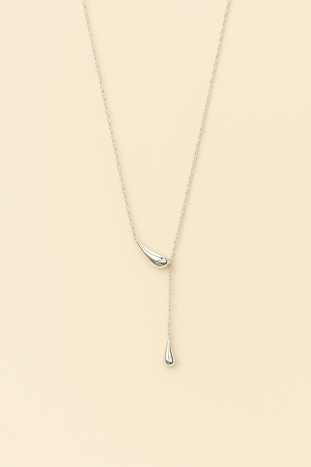 Vionne Necklace Silver