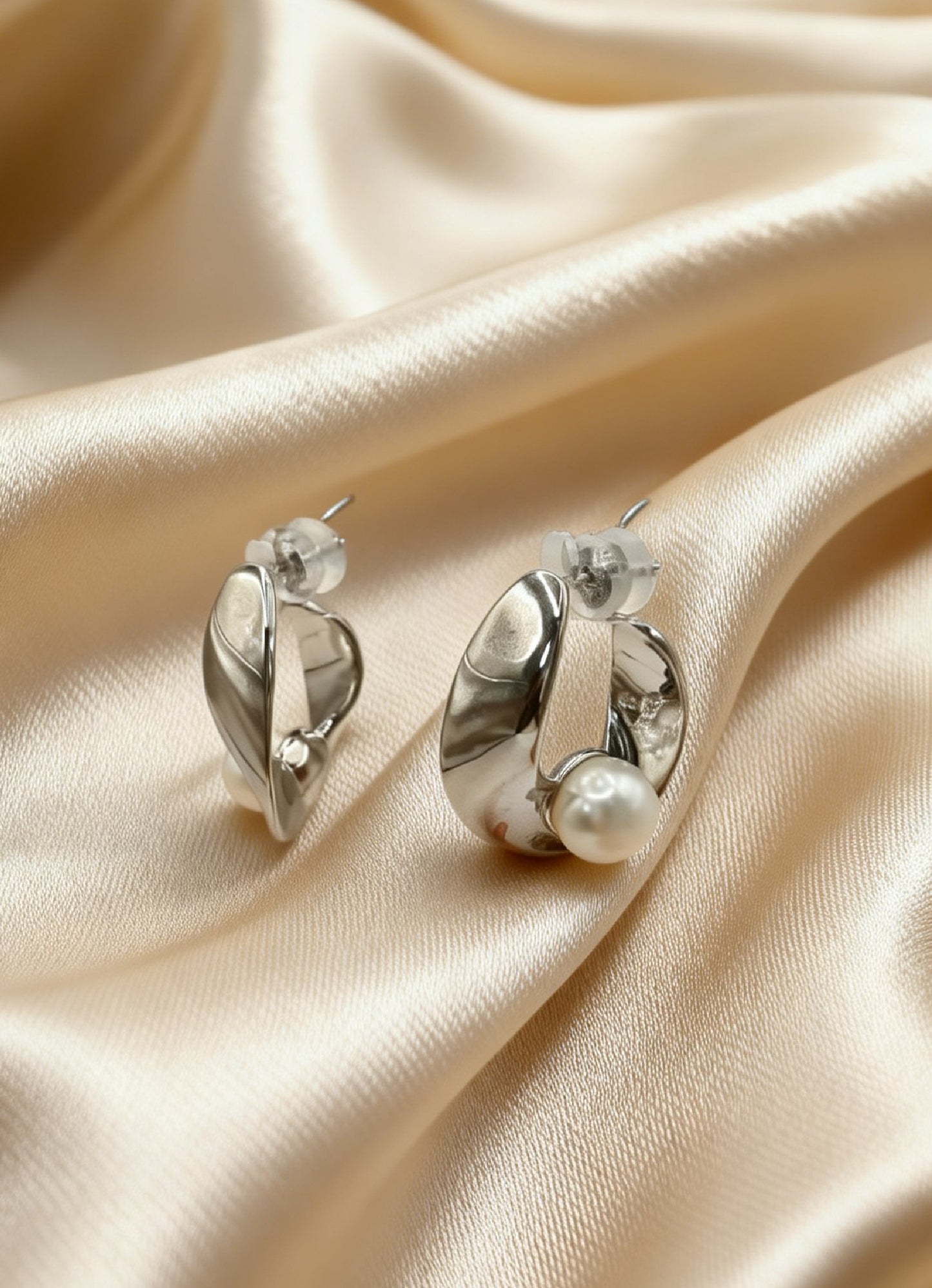 Calla Earrings Silver