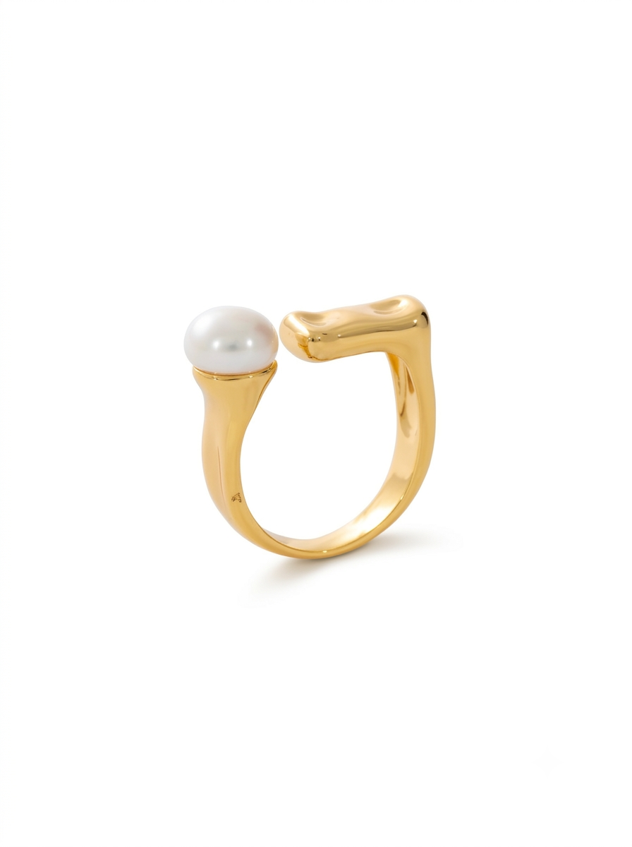 Elliot Pearl Ring Gold