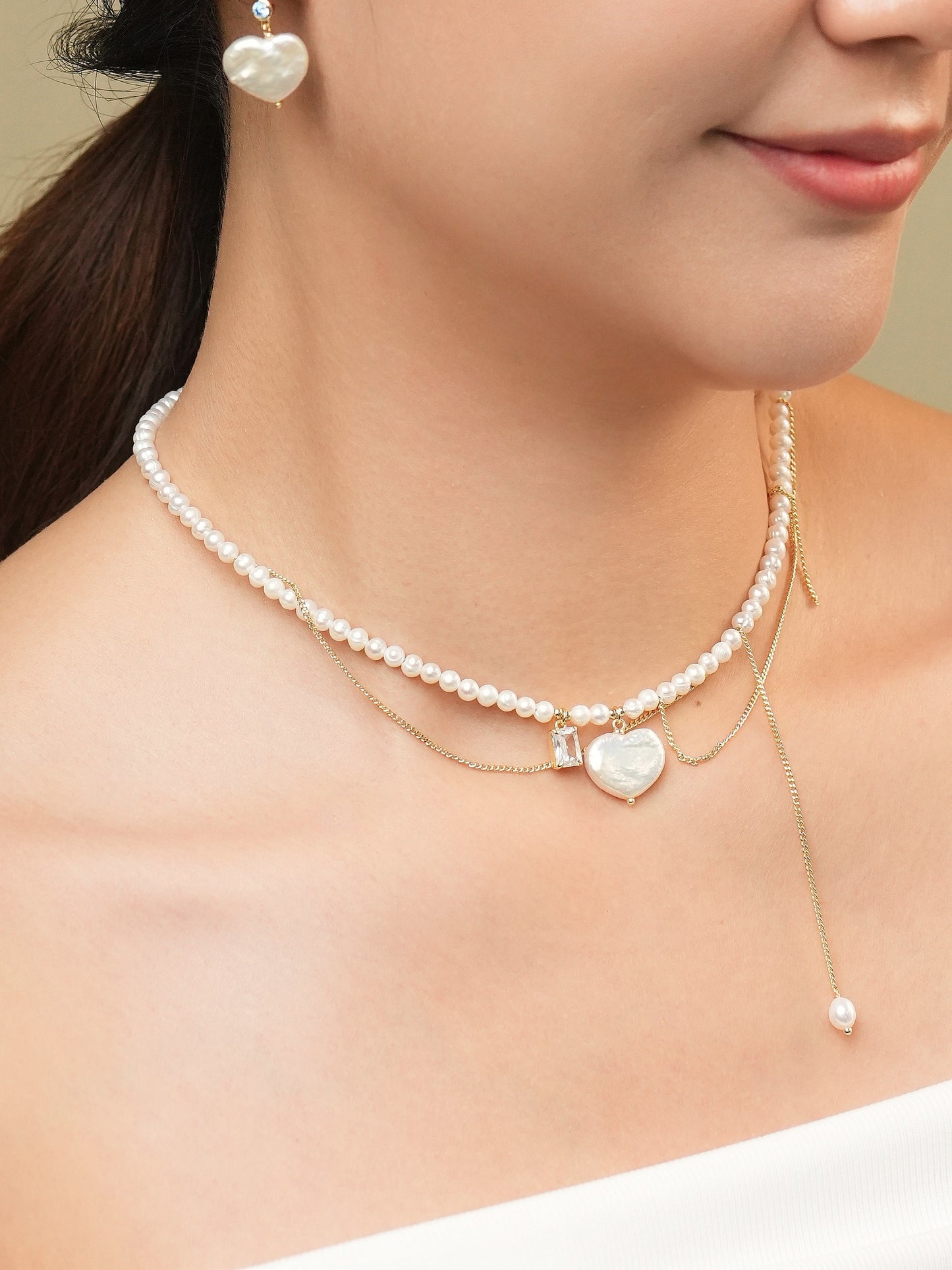 Suri Drop Pearl Necklace Gold
