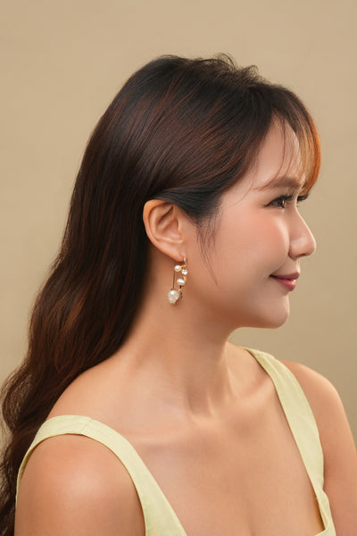 Lily Earrings