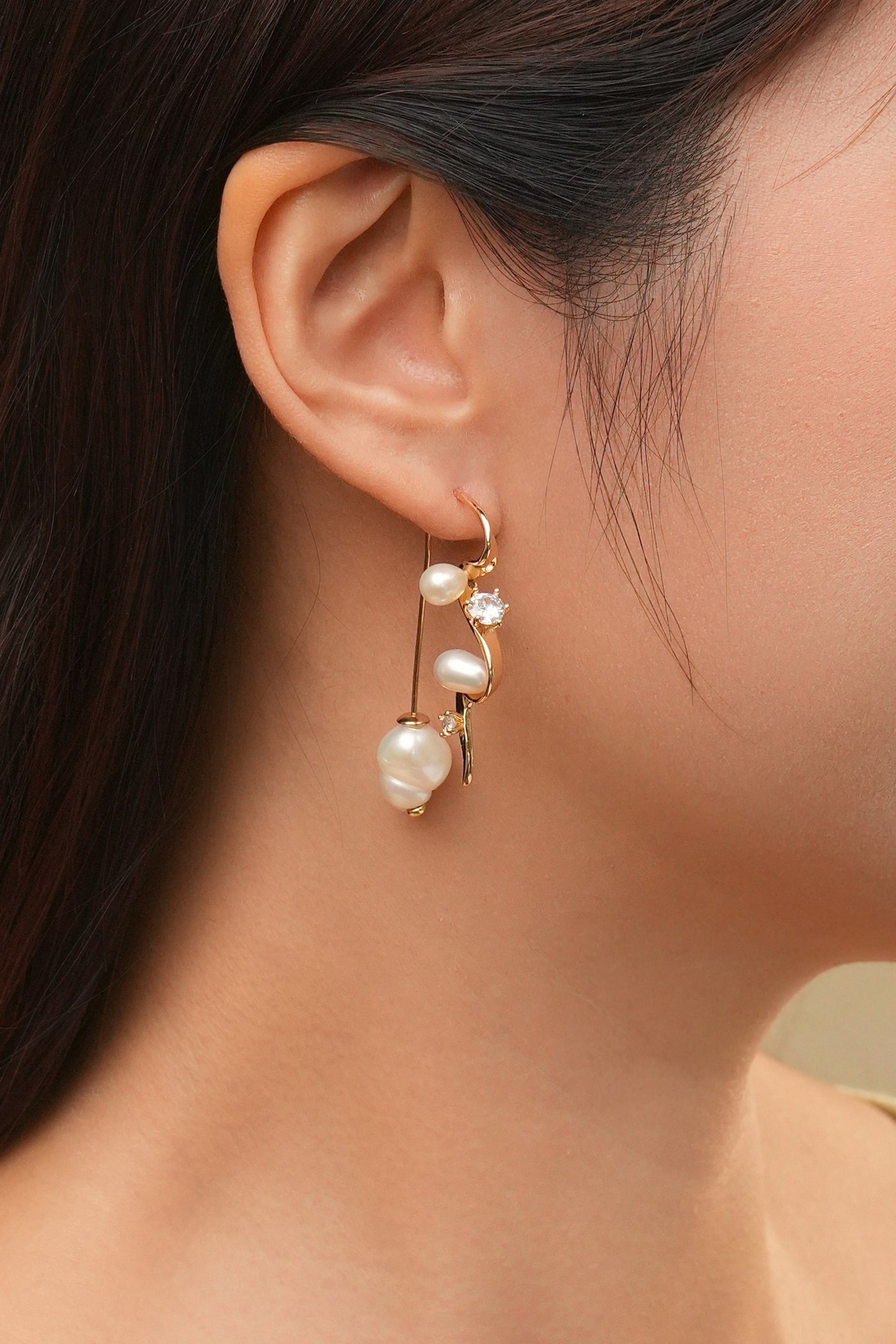 Lily Earrings