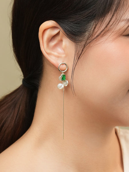Taylor Dangles Earrings Gold