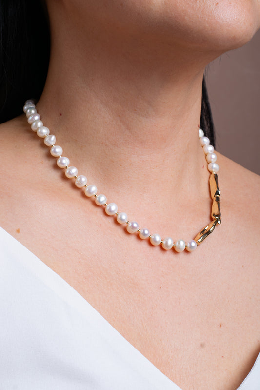 Coralie Necklace Gold