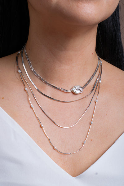 Elia Necklace Silver