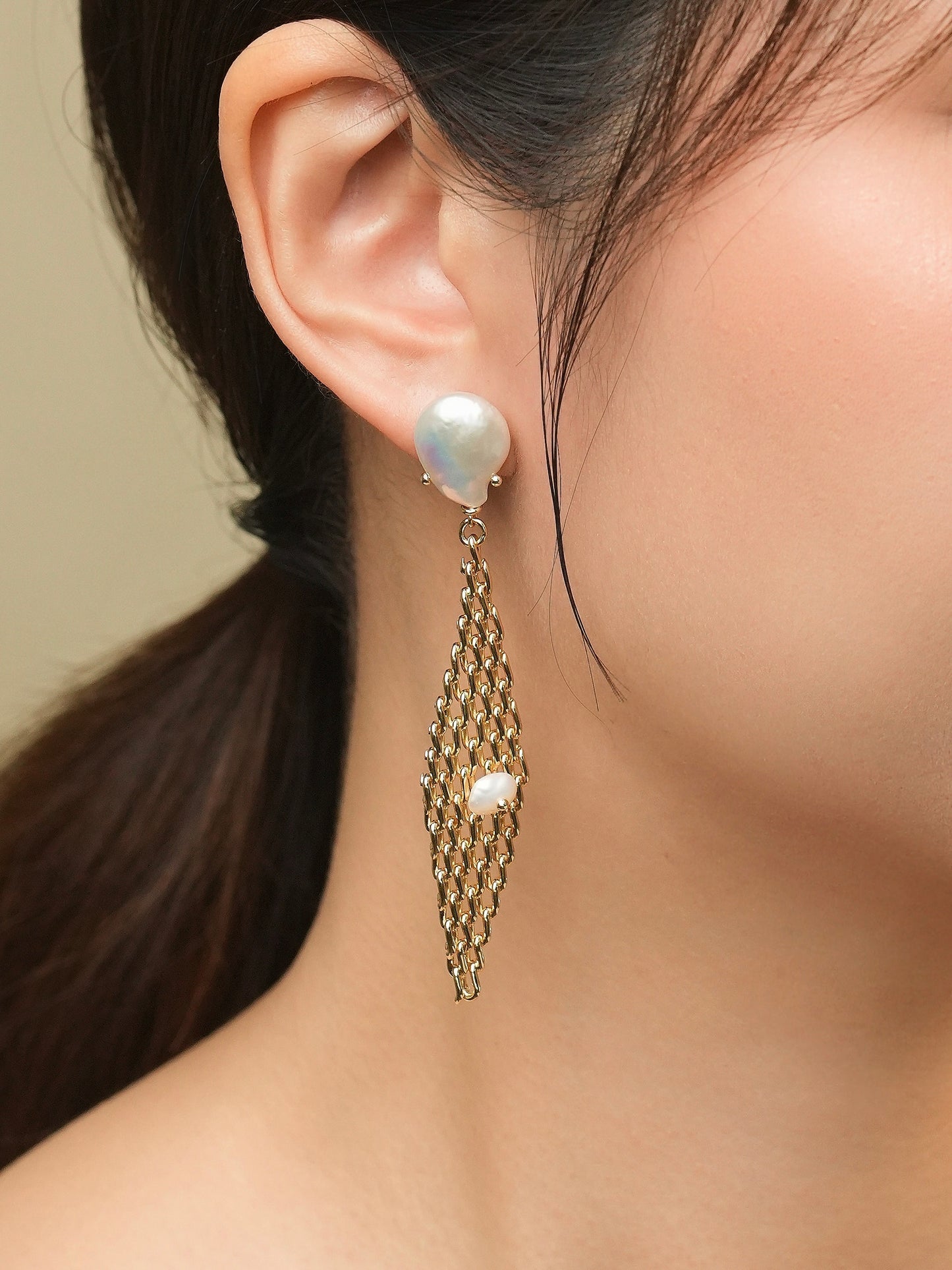 Cassy Mesh Drop Earrings
