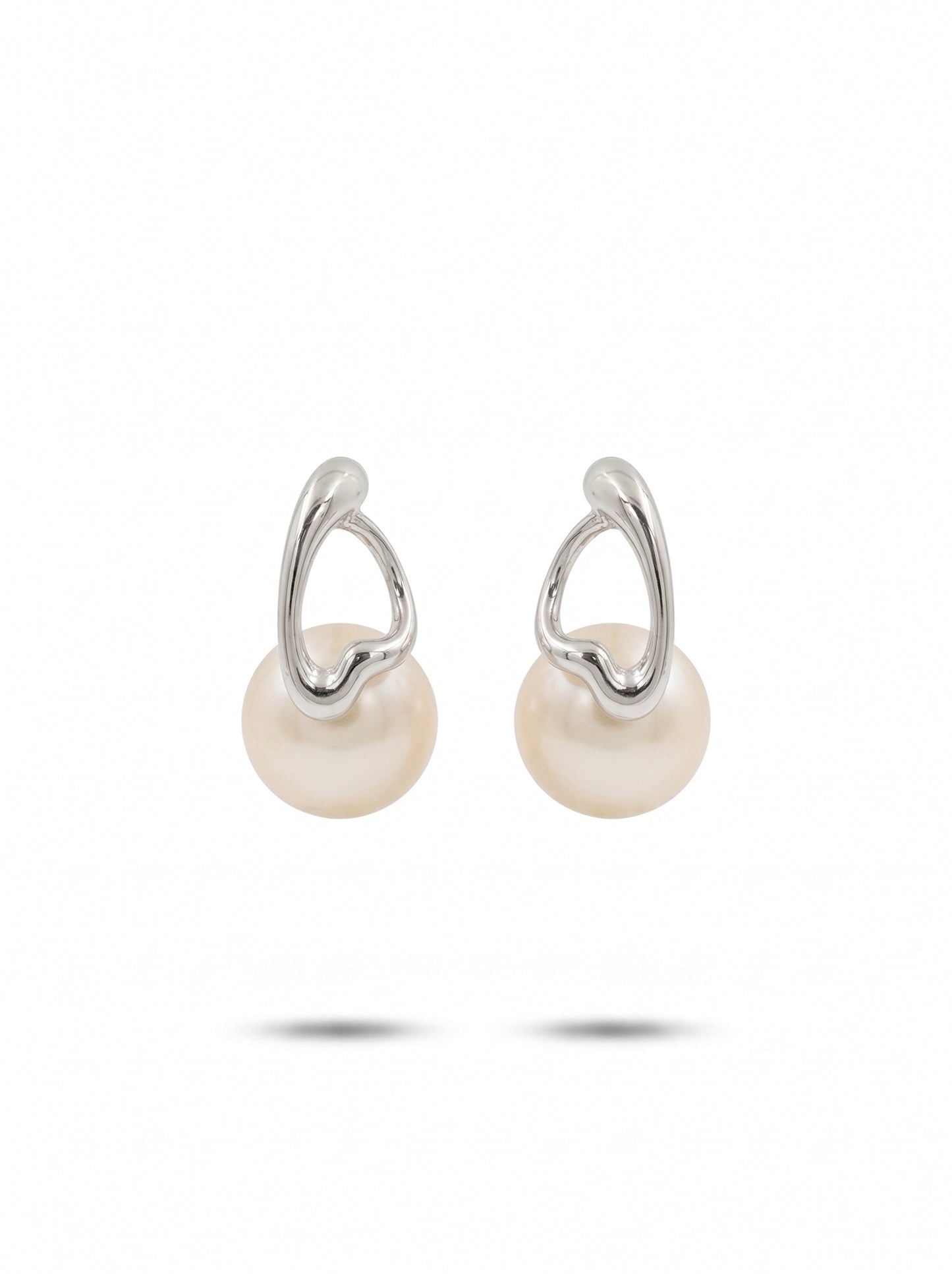 Addison Molten Pearl Silver Earrings