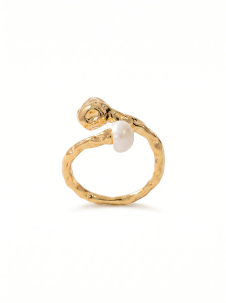 Anna Flow Gold Ring