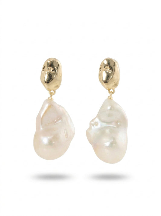 Beatrice Baroque Pearl Gold Earrings