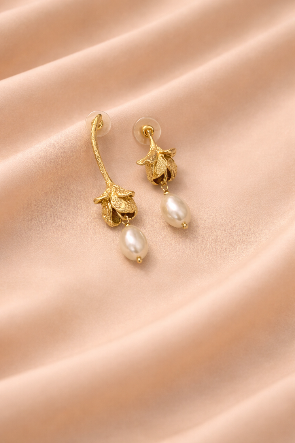 Bloom Earrings Gold