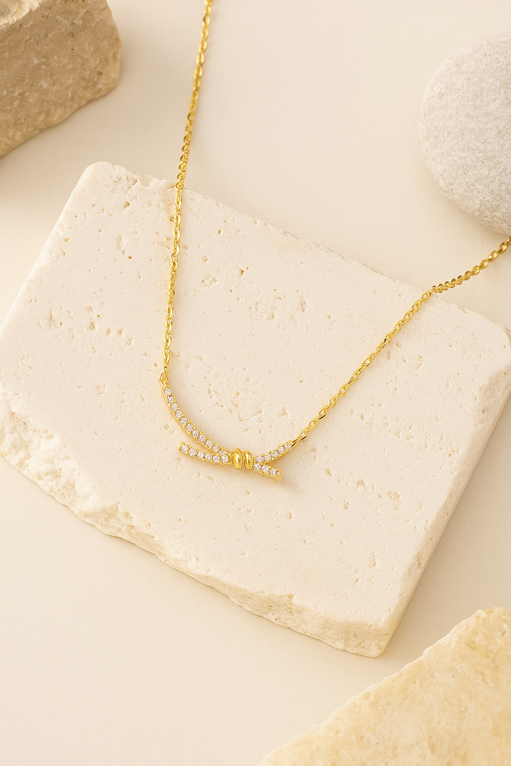 Caelis Necklace Gold