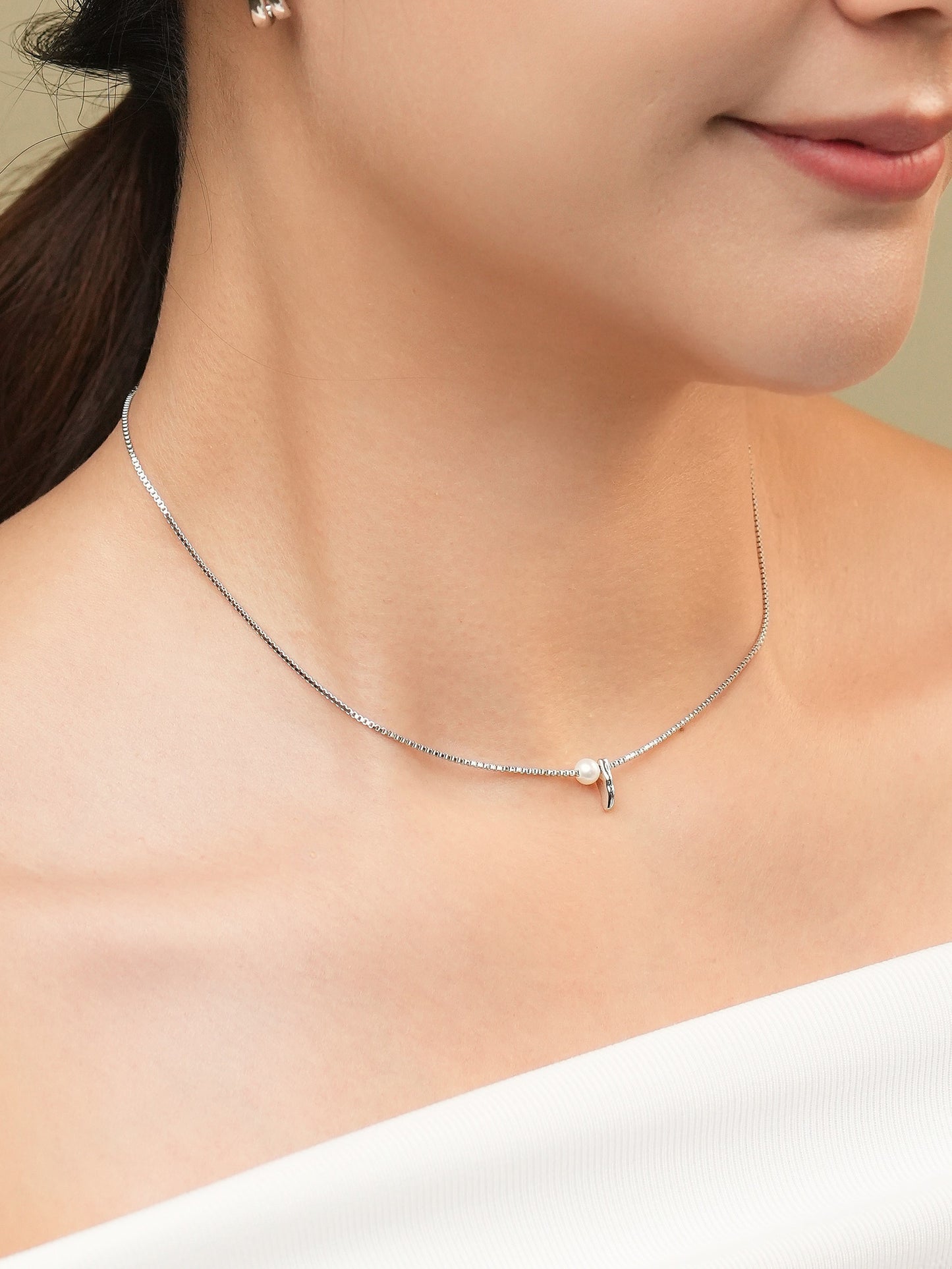 Vicky Duo Charm Necklace Sliver