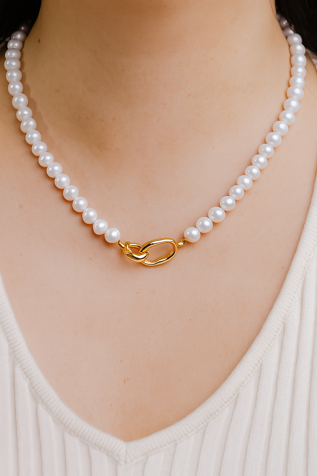 Cuff Pearl Necklace