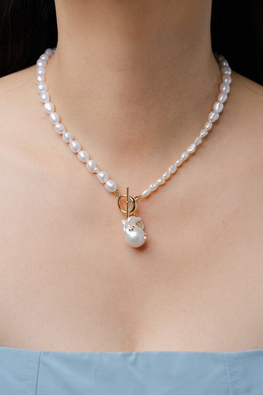 Glinda Pearl Necklace