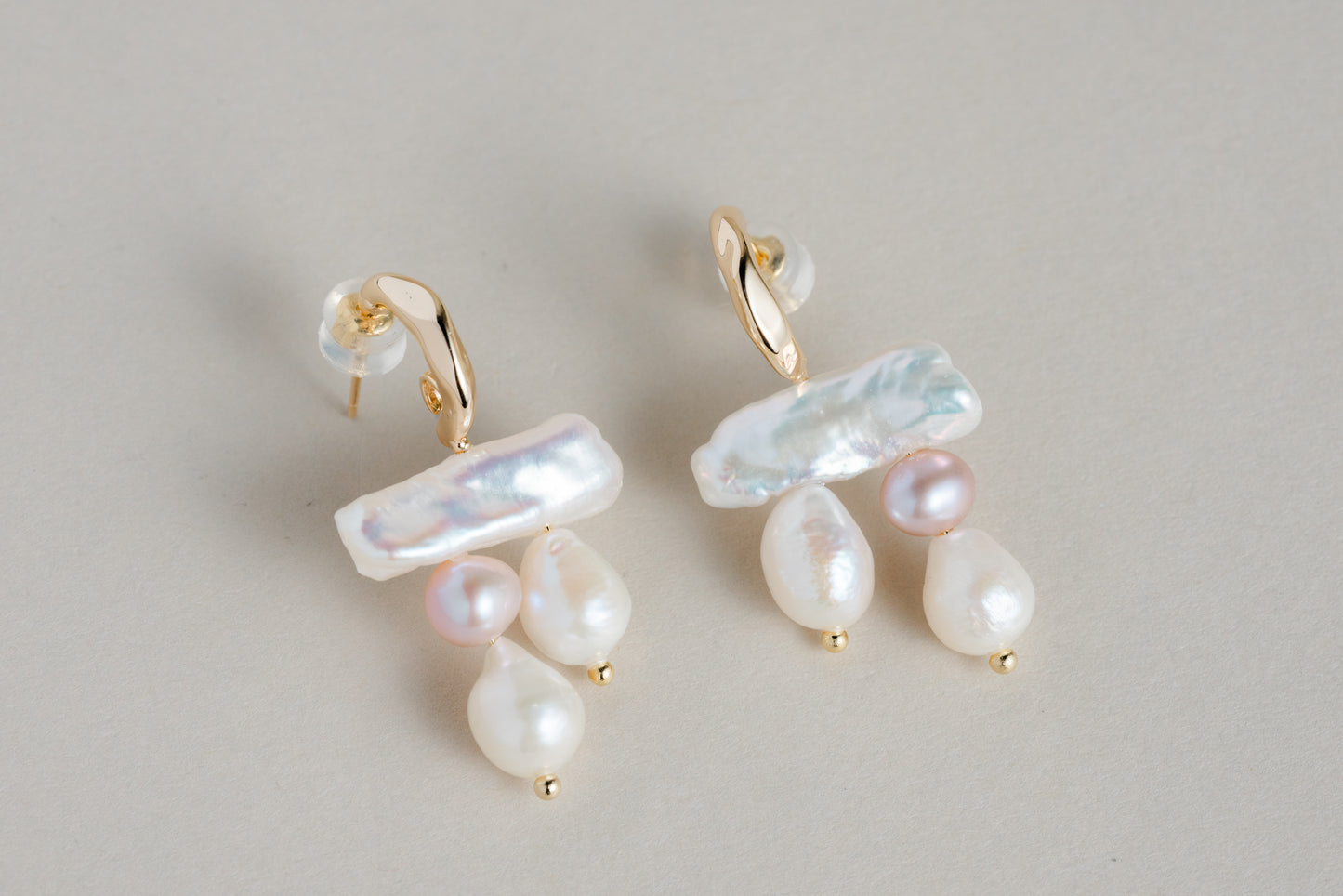Ada Pearl Earrings