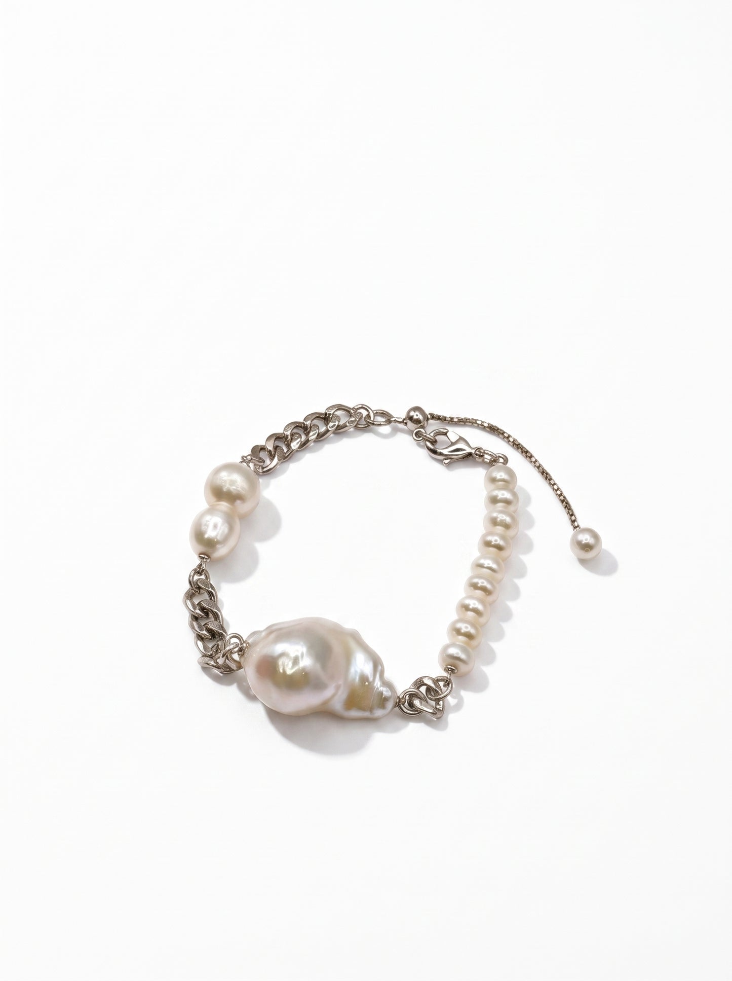 Daphne Pearl Chain Bracelet Silver