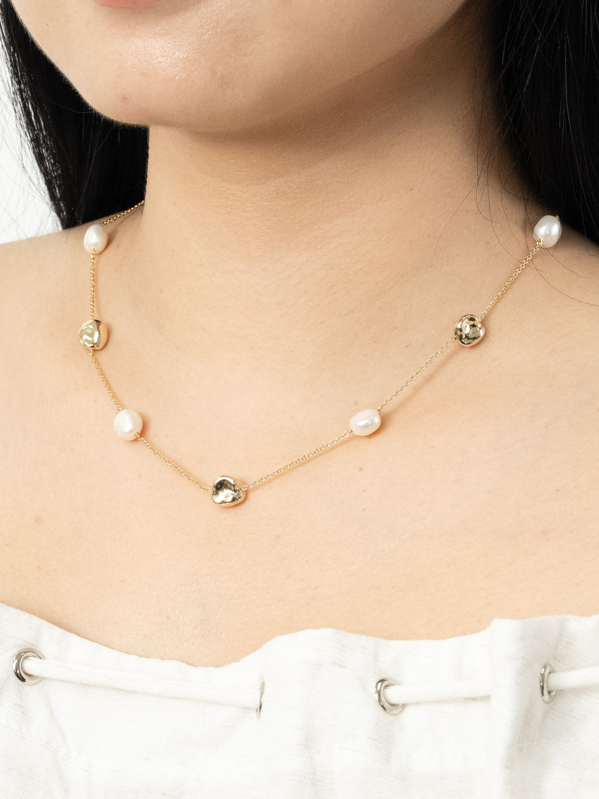Gigi Elegance Pearl Necklace
