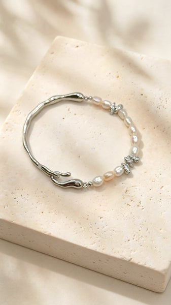 Imelda Pearl Bracelet Silver