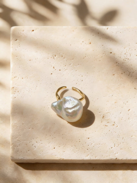 Iora Baroque Ring