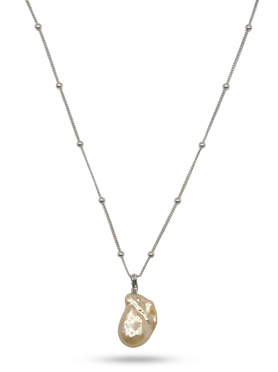 Kiki Starry Baroque Necklace Silver