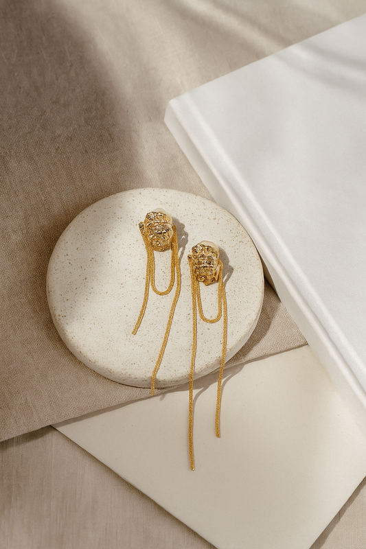 Leo Studs