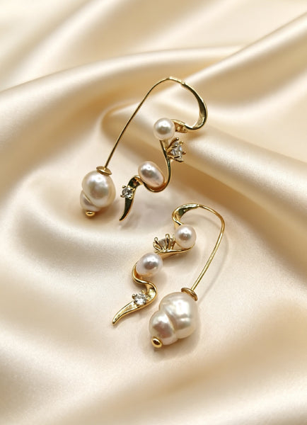 Lily Earrings