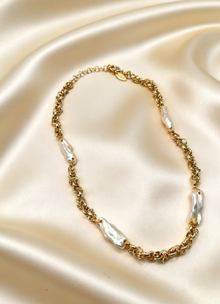 Lindy Necklace Gold