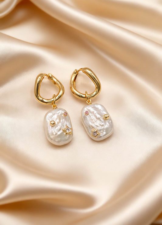Luma Earrings Gold