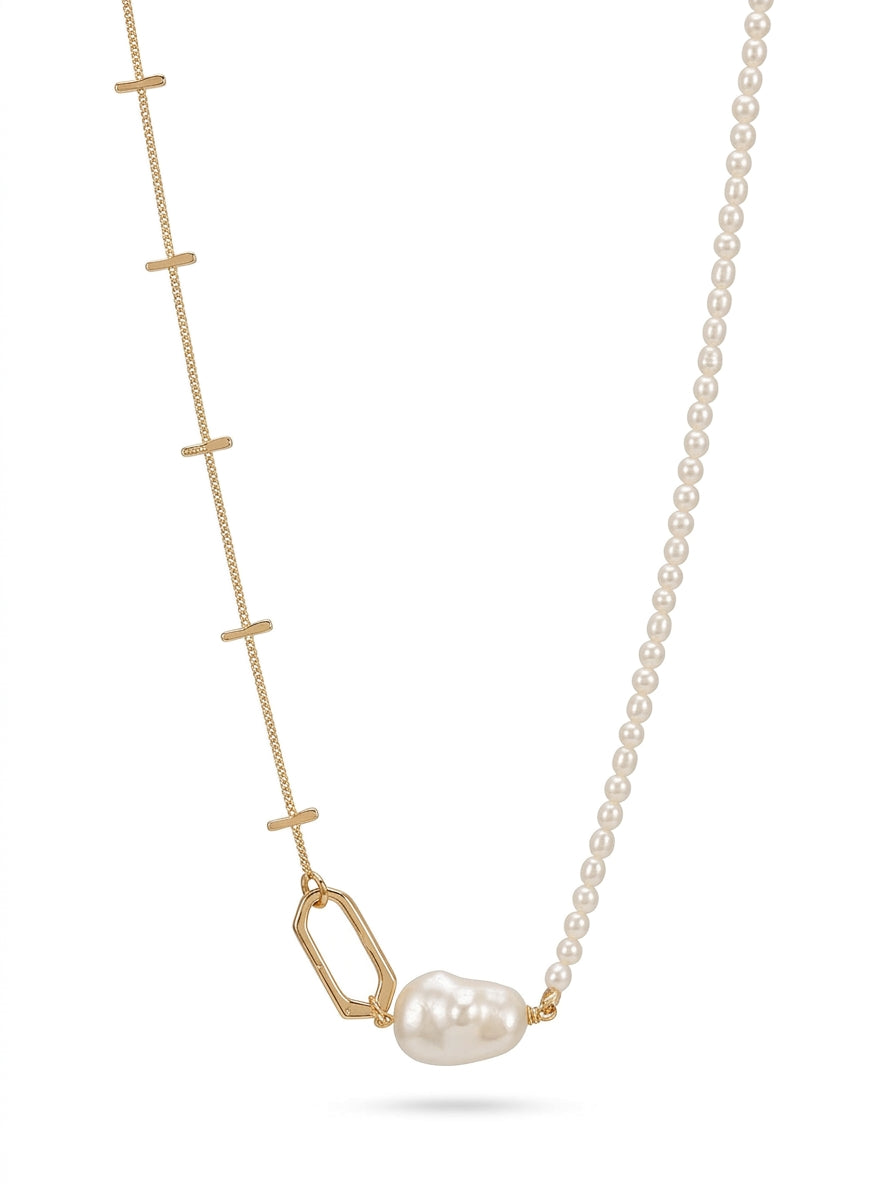 Marcele Baroque Shift Necklace Gold