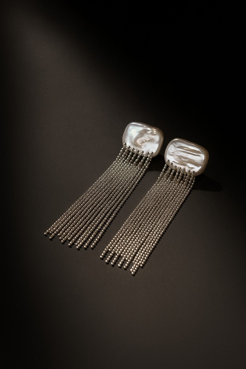 Noira Earrings Silver