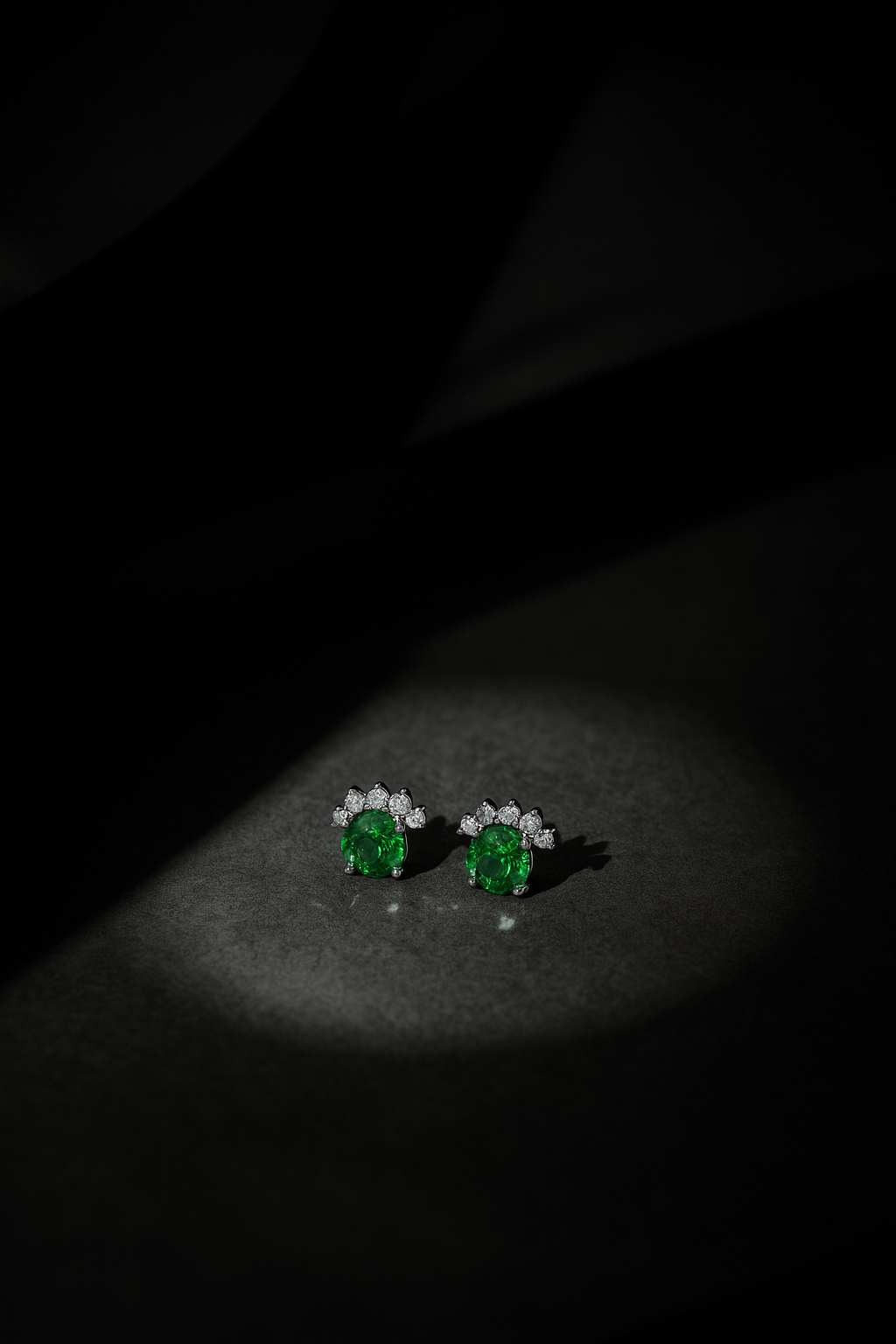 Nova Earrings Green
