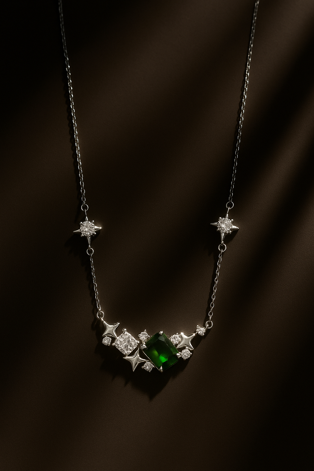 Nova Necklace Green
