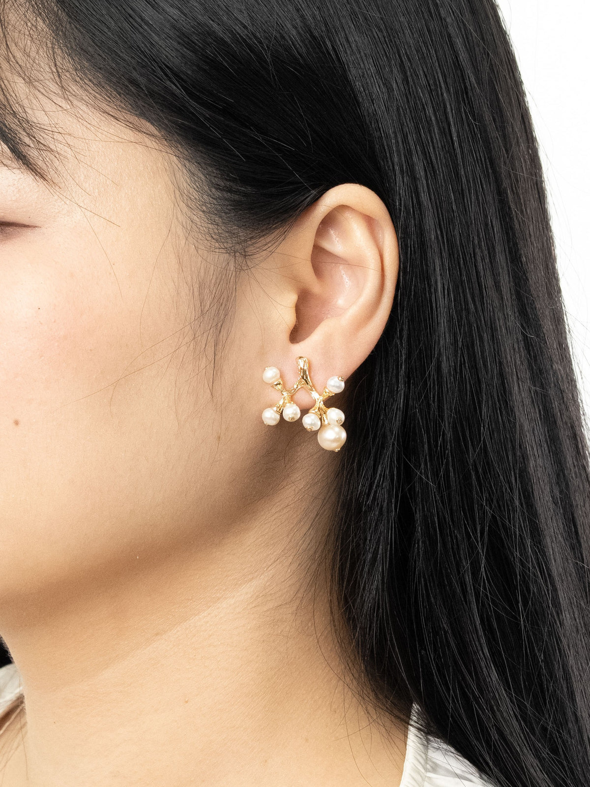Poppy Coral Gold Earrings