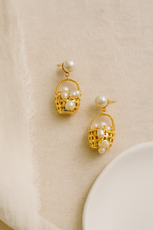 Pearly Pearlyn Studs