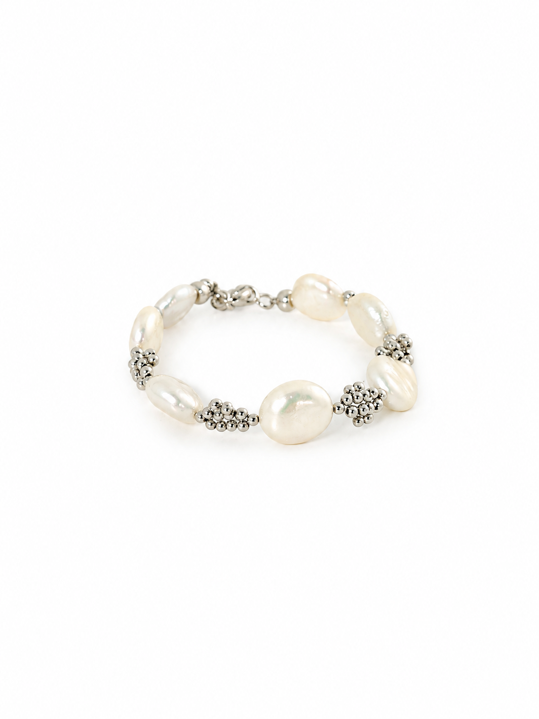 Regine Petal Beads Silver Bracelet