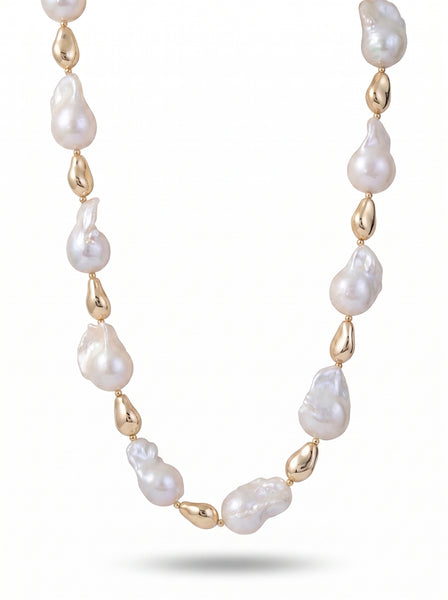 Sarah Gold Barque Necklace