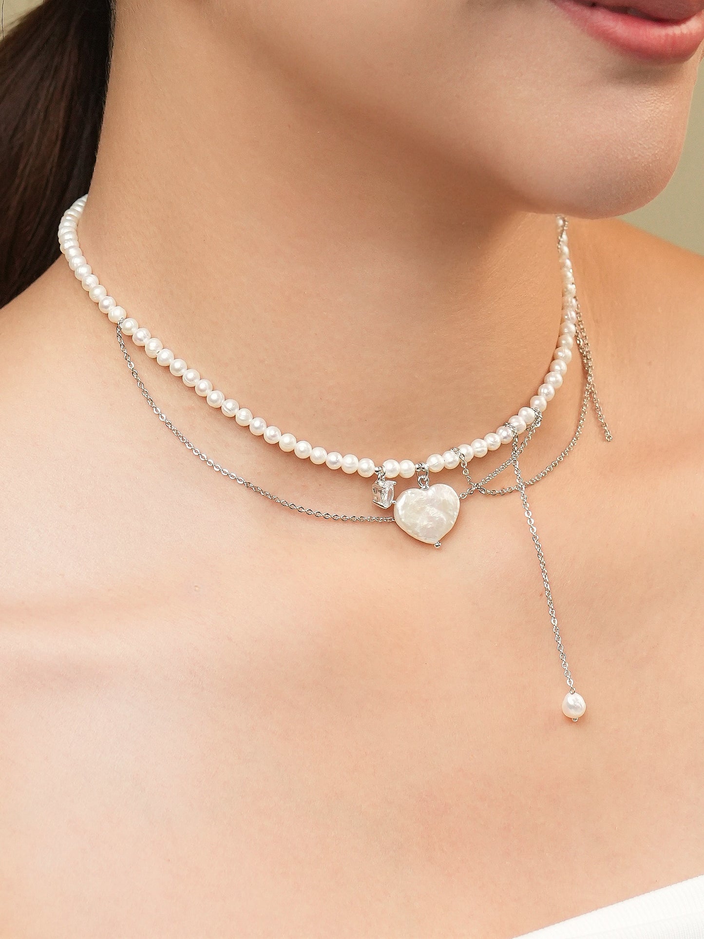 Suri Drop Pearl Necklace Sliver