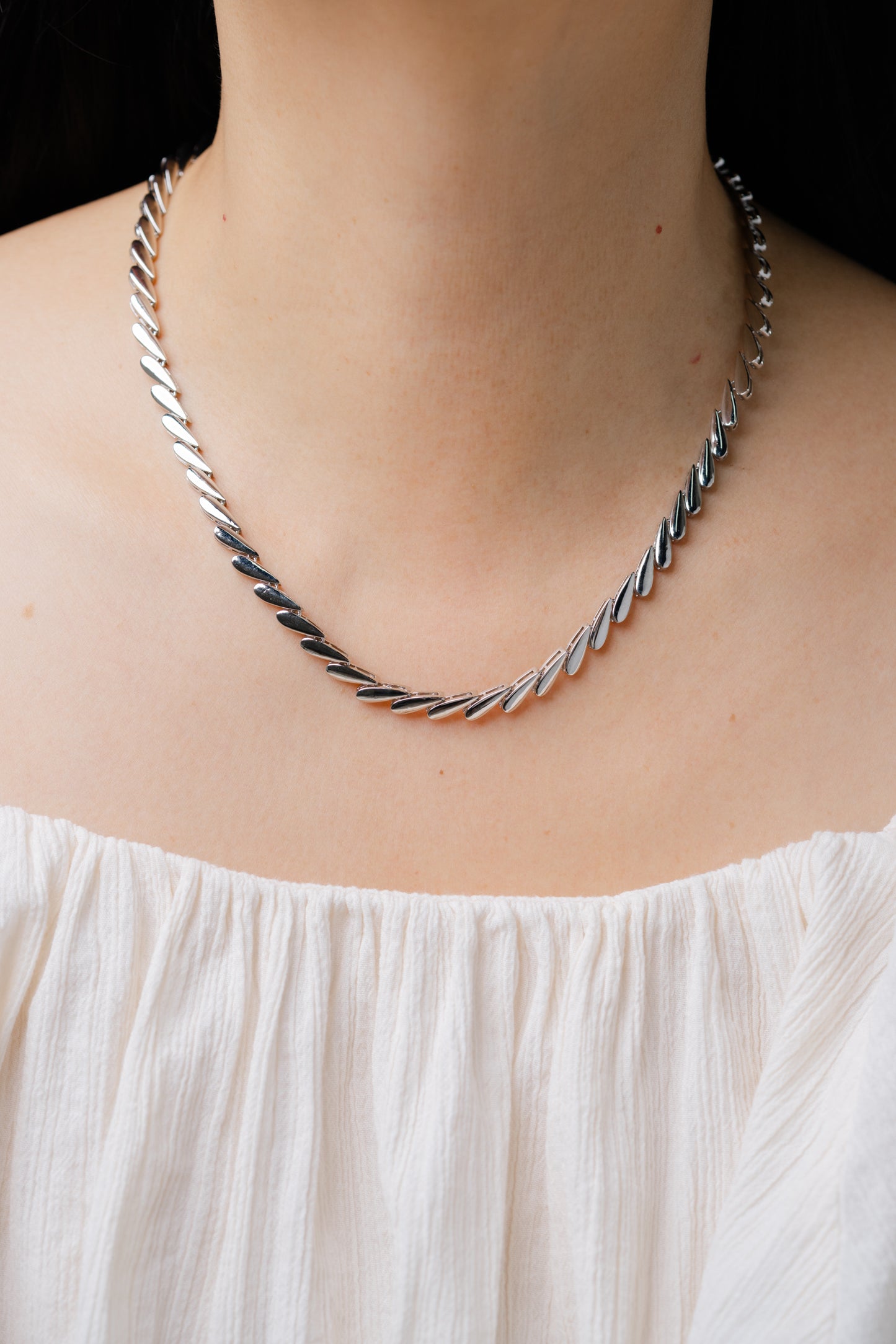 Venna Necklace
